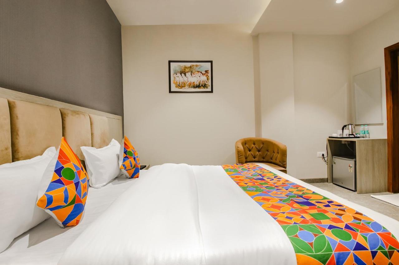 Fabhotel Prime K9 Grand Ludhijána Kültér fotó
